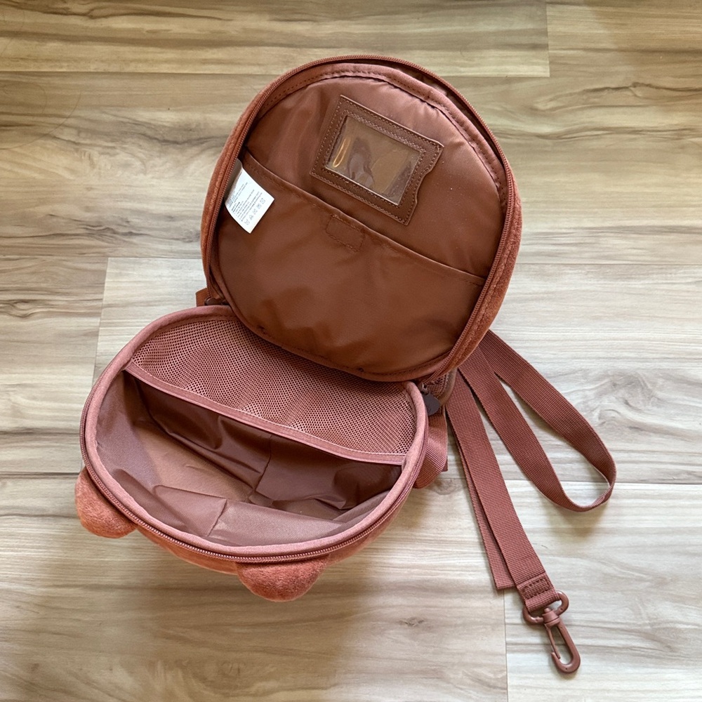 LINE Friends Brown Bear Kid Backpack - Picture 10 of 16